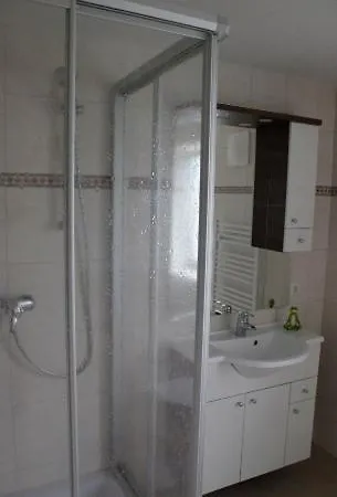 Apartment Konigslehen *
