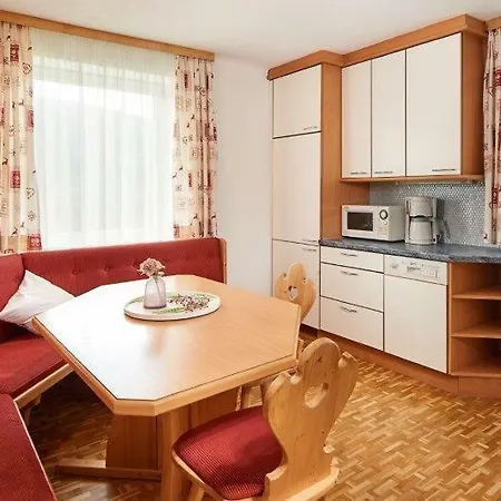 Konigslehen Apartment